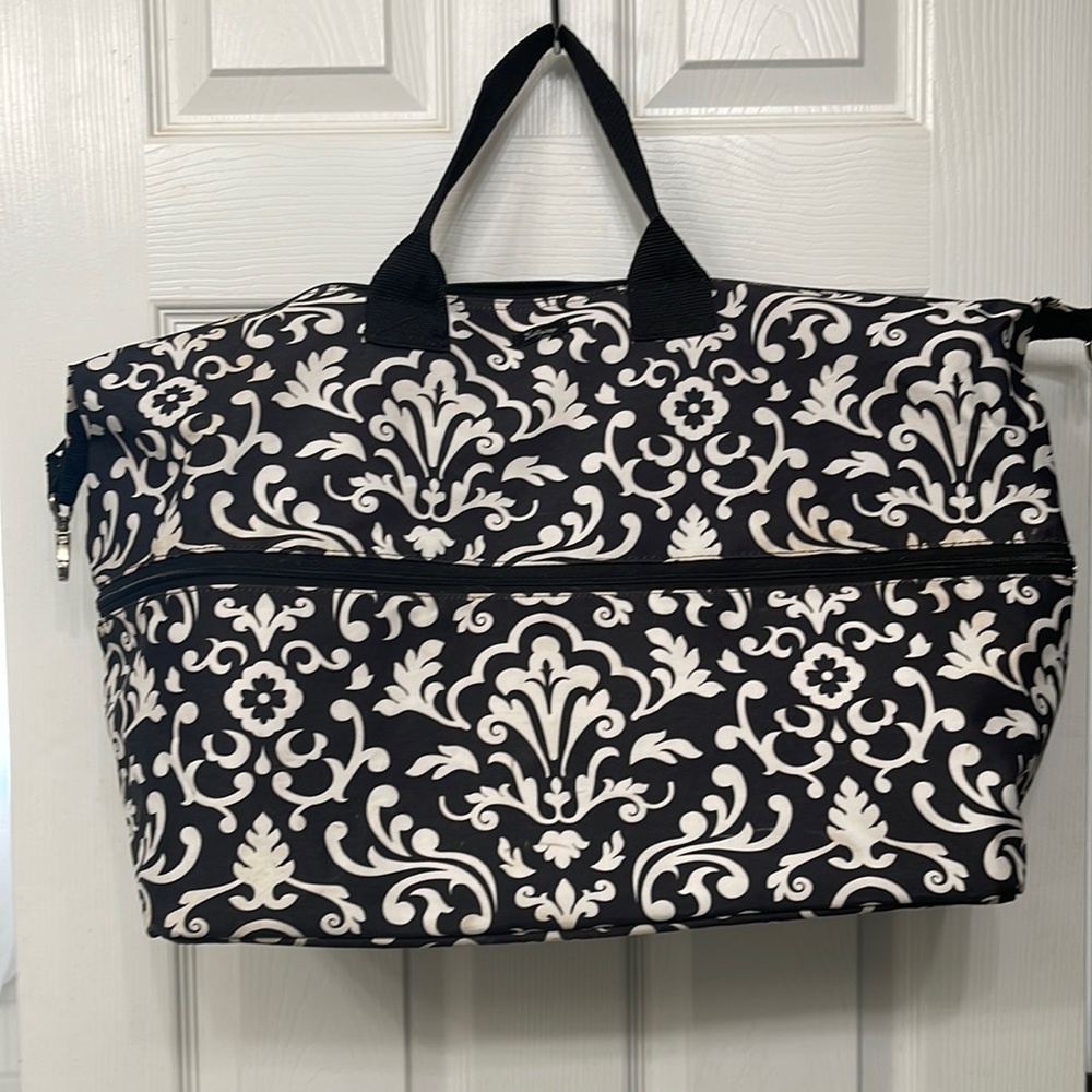 ThiryOne expandable tote